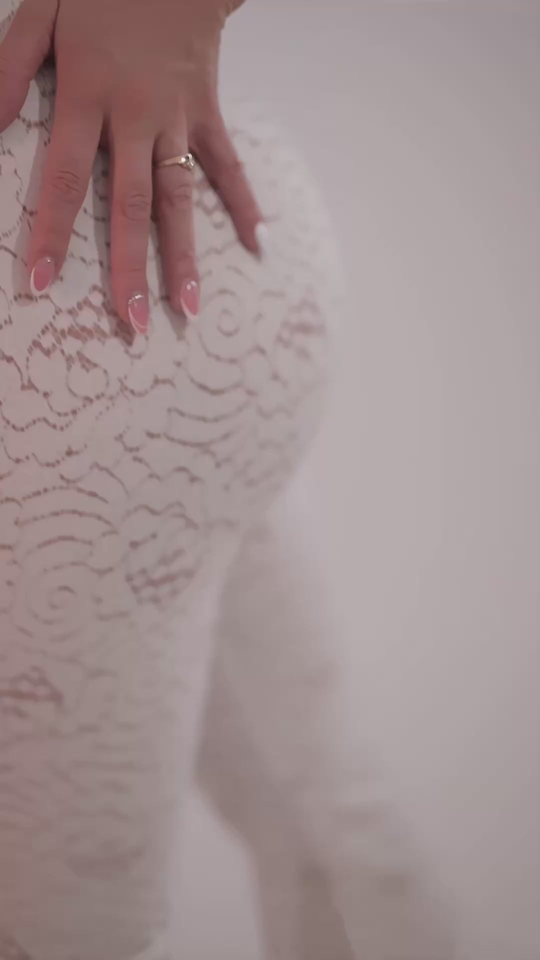 Luna Lace